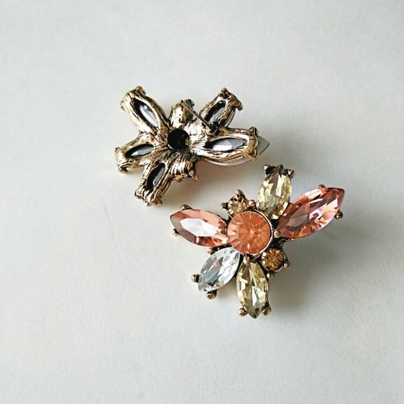 Just In! 🆕 DANICA Crystal Statement Earrings - Picture 4 of 7